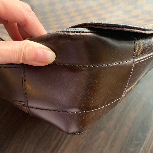 Louis Vuitton classic men messenger bag - Picture 14 of 16